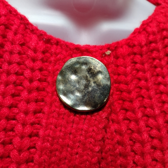Commense Crochet Button Front Crop Sweater Vest. Small Bright Red - Picture 6 of 10